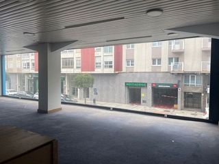 Local comercial en alquiler en Castilla - Hermida en Santander