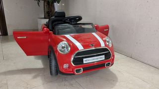 Coche Minnie Cooper Rojo