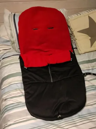 Saco invierno Bugaboo rojo y negro
