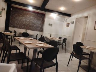 Local comercial en alquiler en Centro en Teruel