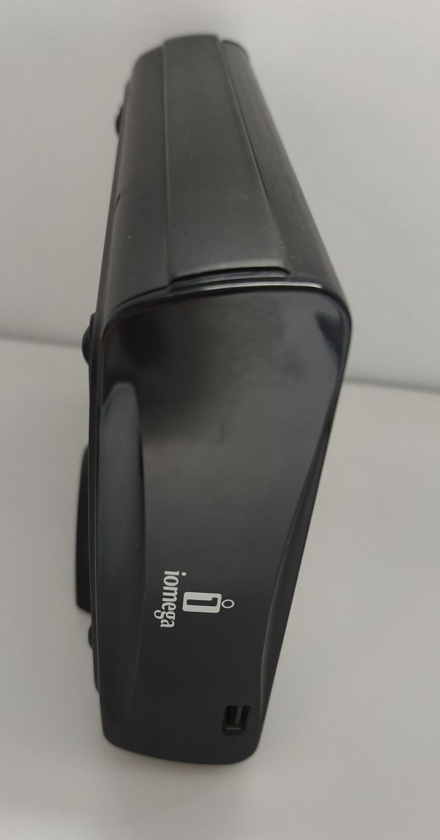 Disco duro externo Iomega ScreenPlay Plus - 1TB