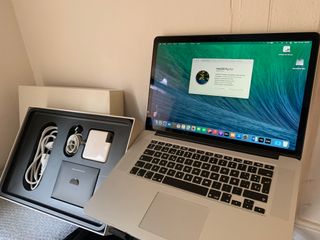 MacBook Pro 15 Retina i7 16GB RAM Doble Gráfica