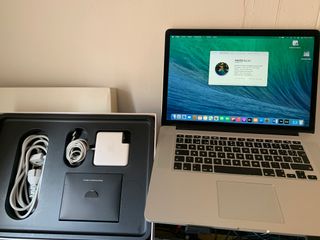 MacBook Pro 15 Retina i7 16GB RAM Doble Gráfica
