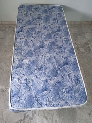 Base tapizada y colchon individual