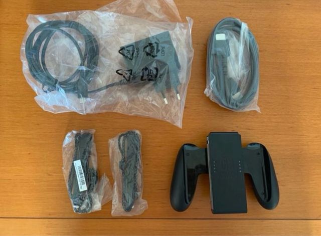 Nintendo Switch OLED + Funda Blackfire