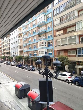 Oficina en alquiler en O Berbés - Peniche en Vigo