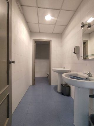 Oficina en alquiler en O Berbés - Peniche en Vigo