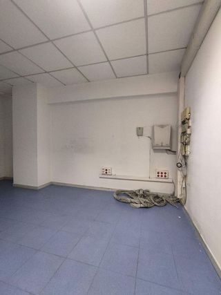 Oficina en alquiler en O Berbés - Peniche en Vigo