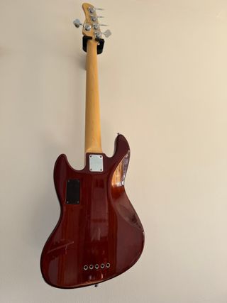 Bajo eléctrico Sire Marcus Miller V3 (5 cuerdas)