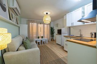 Piso en venta en Parque Mediterráneo - Santa Paula en Málaga