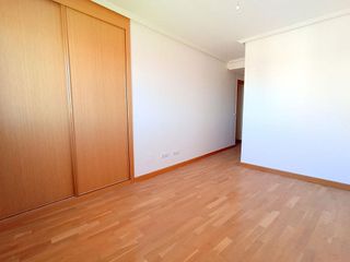 Piso en venta en San Mamés - La Palomera en León