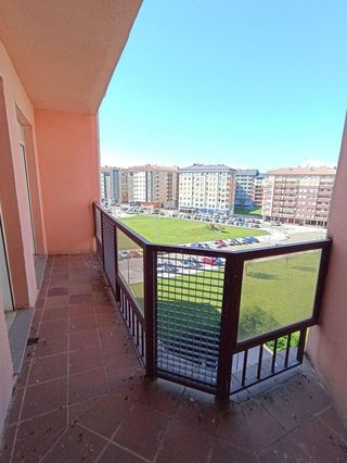 Piso en venta en San Mamés - La Palomera en León