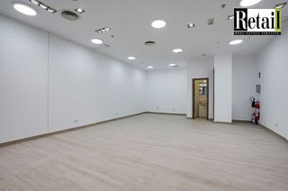 Local comercial en alquiler en Centre - Eixample – Can Llobet – Can Serra en Barbera del Vallès