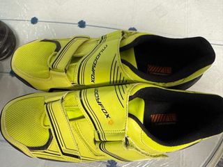 Botas Ciclismo Amarillas con Calas Shimano