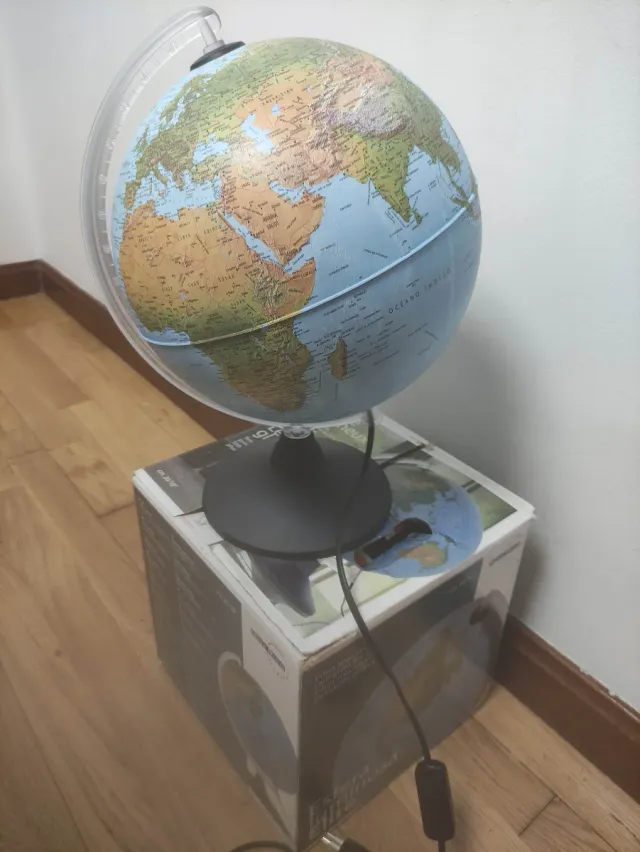 Globo Terraqueo Lámpara