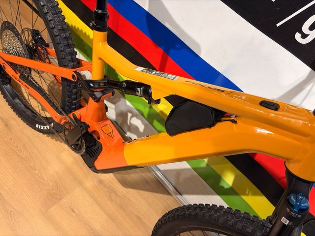 Focus Jam2 6.8 Naranja - Última Unidad