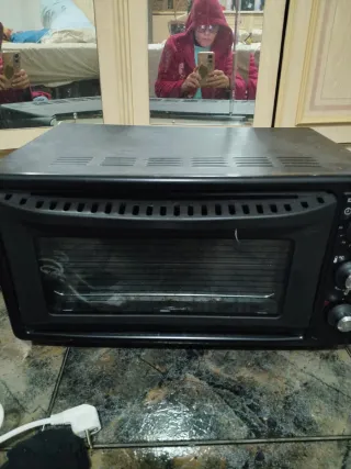 Horno de encimera negro