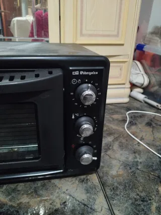 Horno de encimera negro