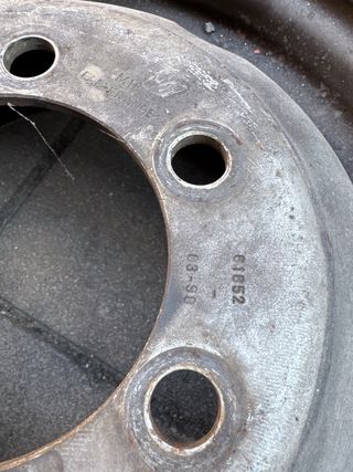 2 Llantas Furgon IVECO 16 Pulgadas