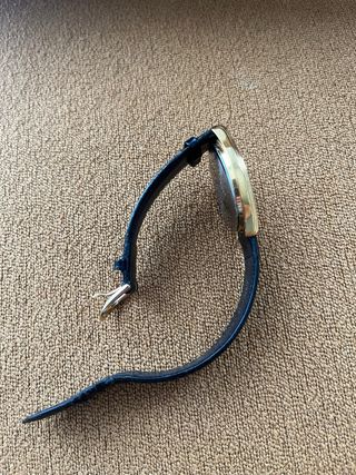 Reloj Casio Dorado y Negro