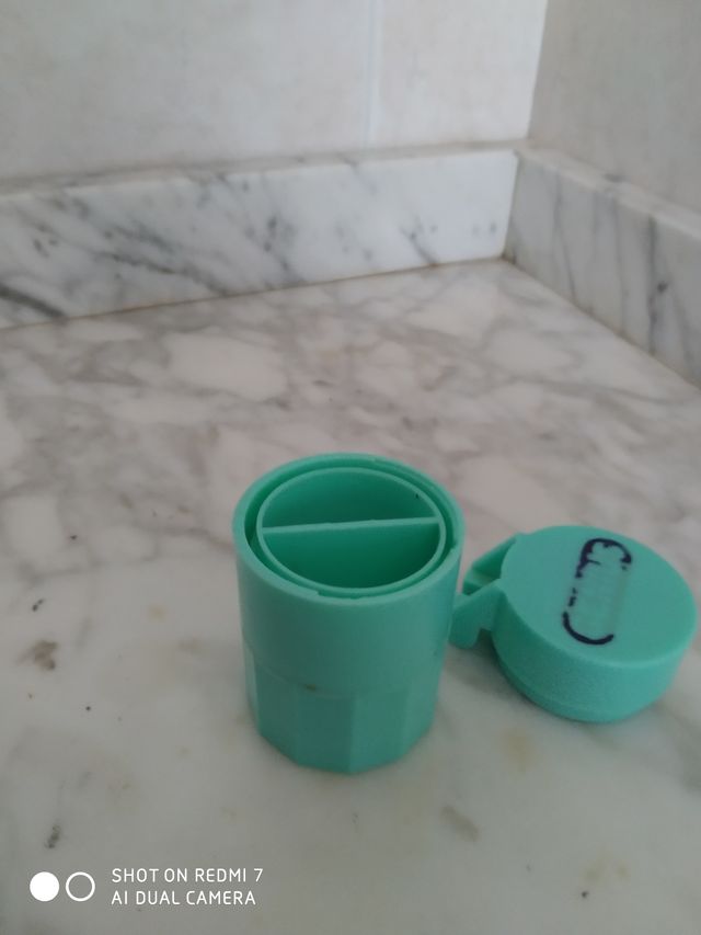 Taglia e trita pillole Genius