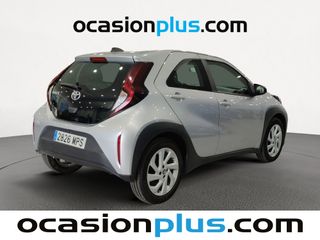 Toyota Aygo X Cross 1.0 VVT-I Play 53 kW (72 CV)