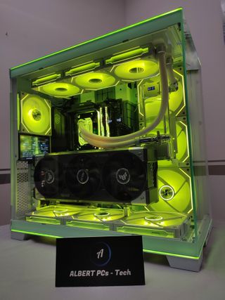 PC Gaming RTX 5080, Ryzen 7, 32GB RAM, 2TB NVME