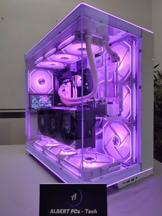 PC Gaming RTX 5080, Ryzen 7, 32GB RAM, 2TB NVME