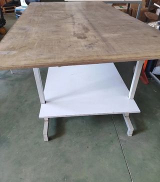 Mesa de corte de pieles cartón...