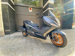 SUZUKI BURGMAN 400