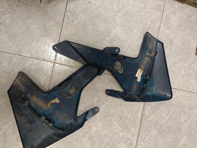 Plásticos laterales Husqvarna 2017-2019