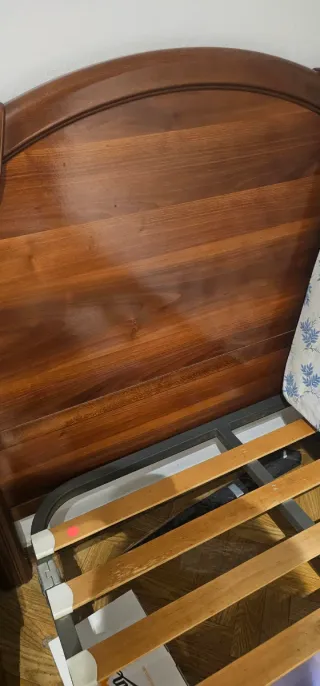 Cama con somier y colchón 180x105