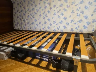 Cama con somier y colchón 180x105