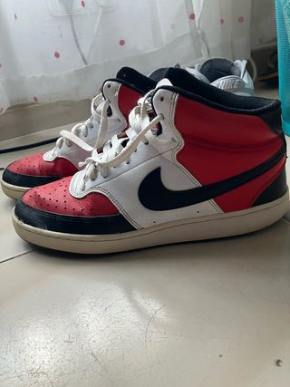 Nike Court Vision Mid NBA Rojo Blanco