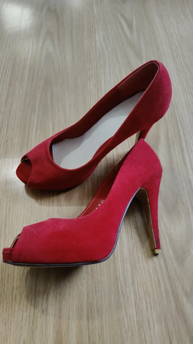 Zapatos tacón ante rojo peep toe talla 40