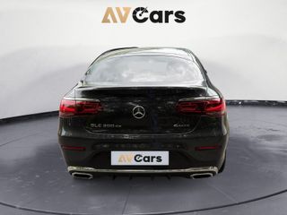 Mercedes-Benz GLC Coupé 300de 2021