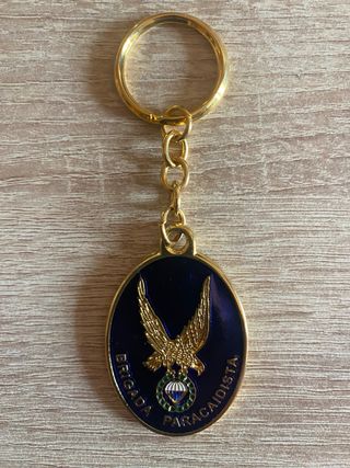 Llavero BRIPAC Águila Paracaidista