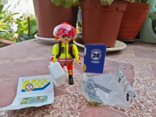 Playmobil medico Serie 28