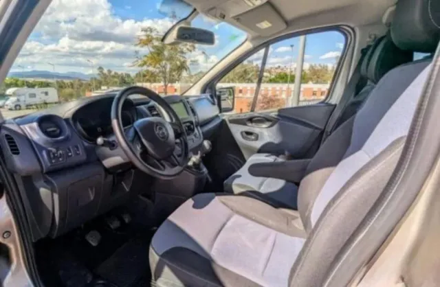 Opel Vivaro 2015