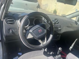 Seat Ibiza siniestrado (arranca)