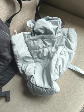 Mochila Portabebés Chicco Myamaki Gris