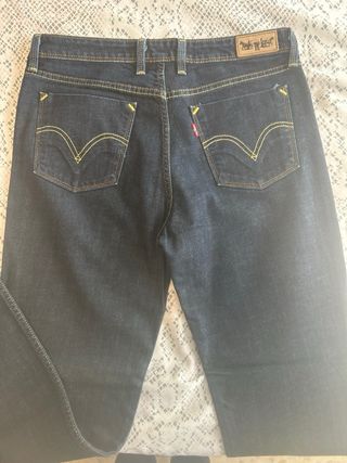 Pantalón Levis 627 Straight Fit Azul Oscuro
