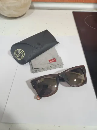 Gafas Ray-Ban Mega Wayfarer RB0840S Marrón