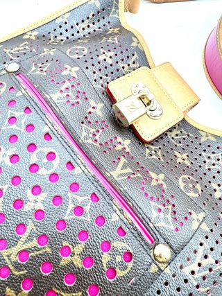 Bolso Louis Vuitton Monogram Perforado