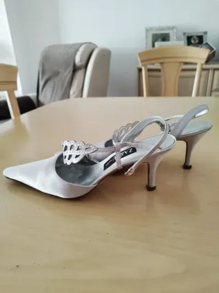 Zapatos de fiesta ZARA plateados