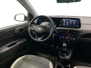 Hyundai i10 2023