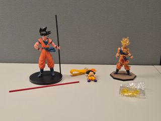 Lote 2 Figuras Dragon Ball + Llavero Goku