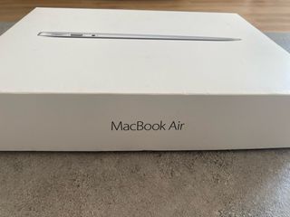 MacBook Air 13 2015 - 8GB RAM + Funda