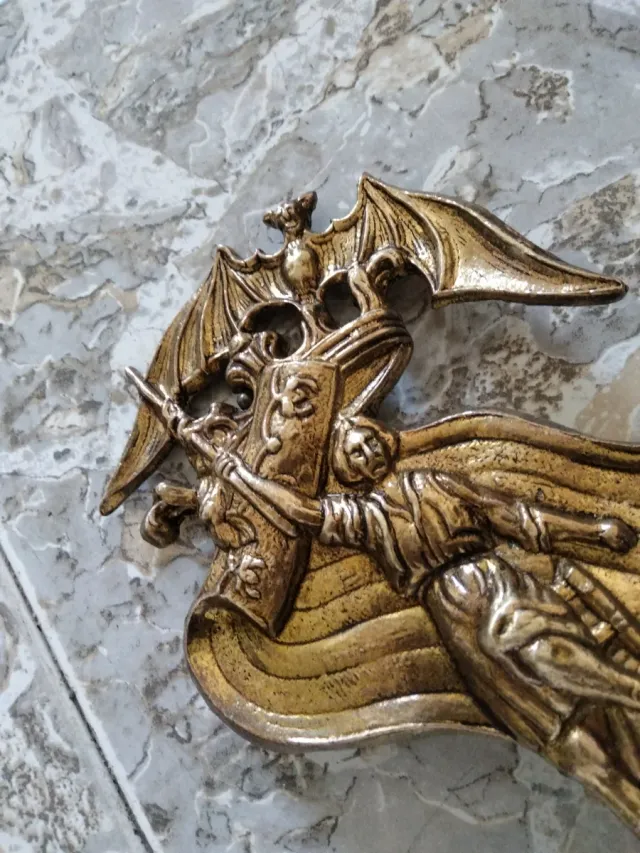 Figura araldica in bronzo di San Giorgio di Valencia