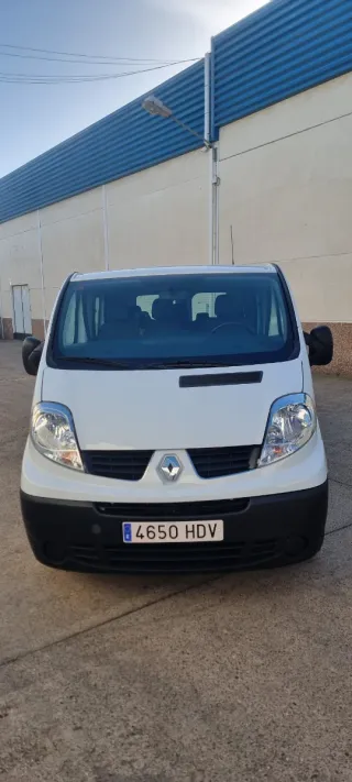 Renault Trafic 2011